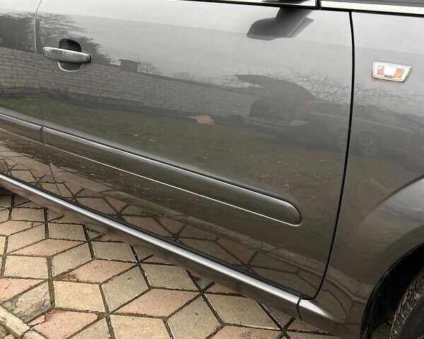 Серый Опель Зафира, объемом двигателя 1.7 л и пробегом 212 тыс. км за 6400 $, фото 33 на Automoto.ua