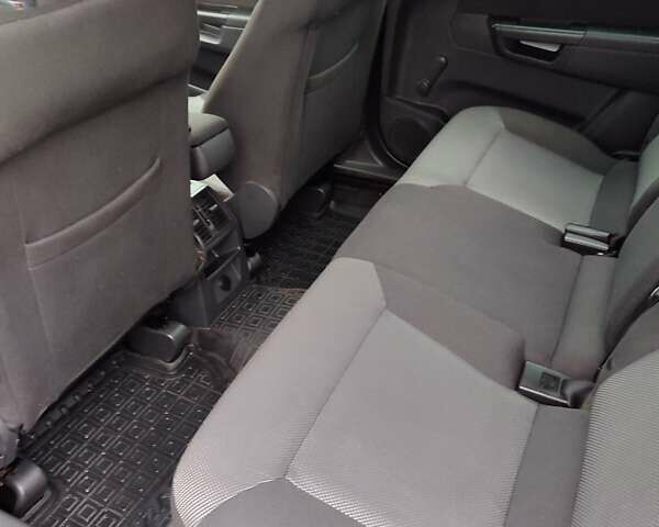 Серый Опель Зафира, объемом двигателя 1.7 л и пробегом 248 тыс. км за 7600 $, фото 27 на Automoto.ua