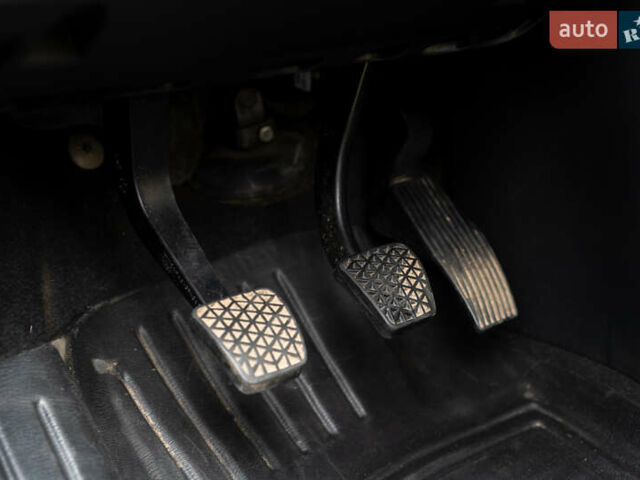 Сірий Опель Зафіра, об'ємом двигуна 1.8 л та пробігом 186 тис. км за 7750 $, фото 9 на Automoto.ua