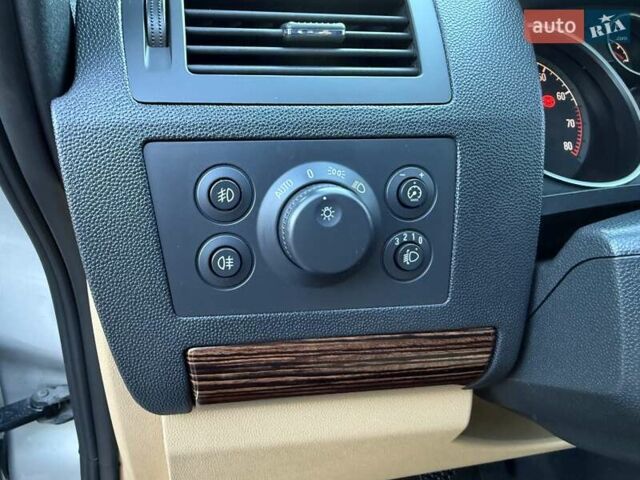 Серый Опель Зафира, объемом двигателя 1.8 л и пробегом 227 тыс. км за 7499 $, фото 41 на Automoto.ua