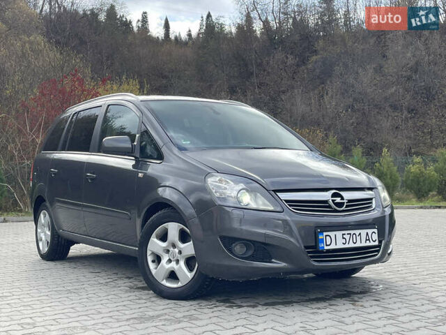Опель Зафира 2011 в Турке на Automoto.ua Серый Опель Зафира, объемом двигателя 1.69 л и пробегом 204 тыс. км за 5500 $, фото 24 на Automoto.ua