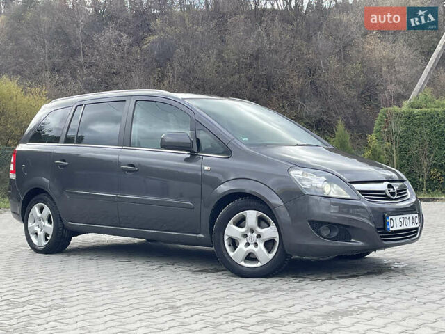 Опель Зафира 2011 в Турке на Automoto.ua Серый Опель Зафира, объемом двигателя 1.69 л и пробегом 204 тыс. км за 5500 $, фото 11 на Automoto.ua