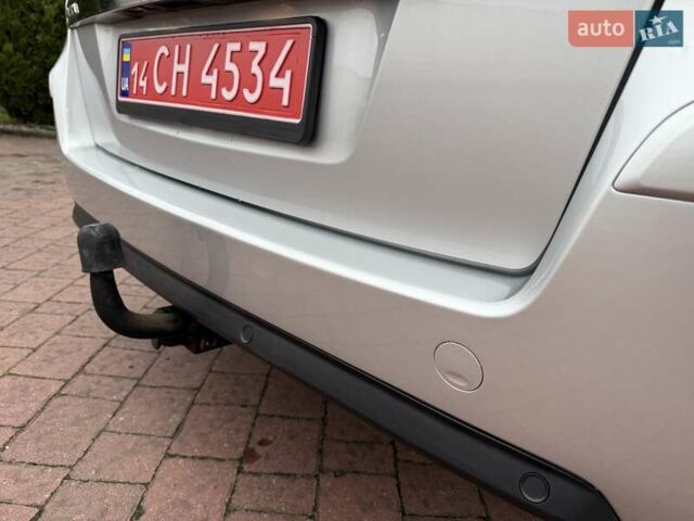 Серый Опель Зафира, объемом двигателя 1.7 л и пробегом 229 тыс. км за 8399 $, фото 42 на Automoto.ua