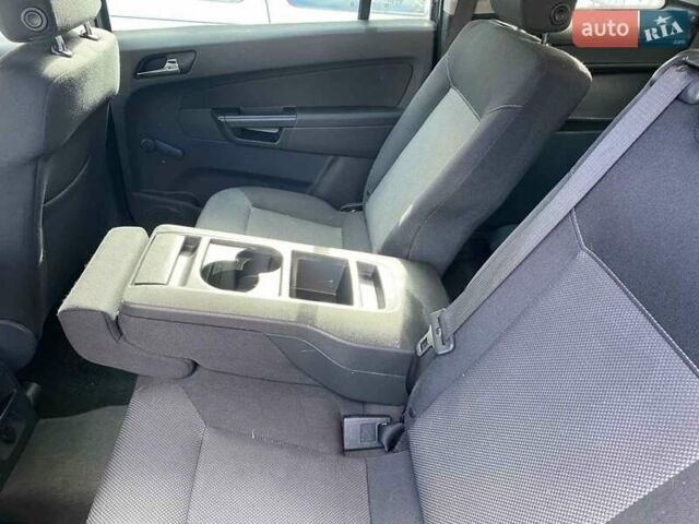 Серый Опель Зафира, объемом двигателя 1.7 л и пробегом 271 тыс. км за 7000 $, фото 22 на Automoto.ua