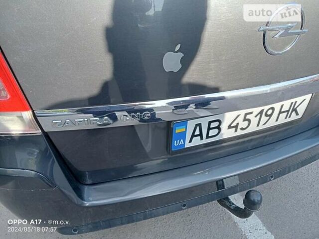 Серый Опель Зафира, объемом двигателя 1.6 л и пробегом 200 тыс. км за 7799 $, фото 17 на Automoto.ua