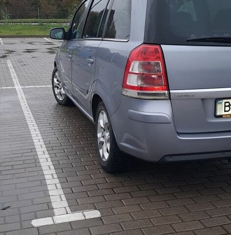 Серый Опель Зафира, объемом двигателя 1.7 л и пробегом 310 тыс. км за 6500 $, фото 7 на Automoto.ua