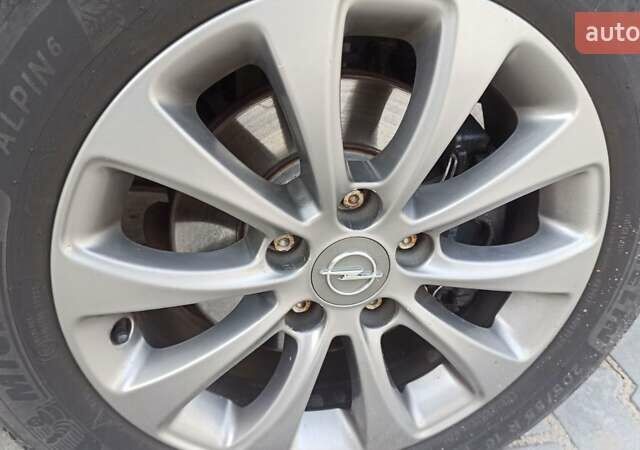 Сірий Опель Зафіра, об'ємом двигуна 1.8 л та пробігом 190 тис. км за 7750 $, фото 18 на Automoto.ua