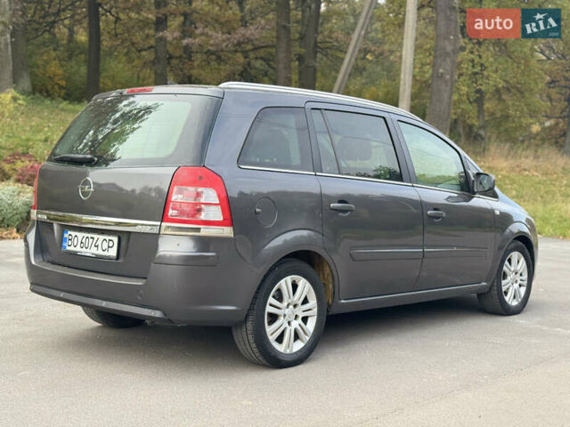 Опель Зафира 2011 в Тернополе на Automoto.ua Серый Опель Зафира, объемом двигателя 1.69 л и пробегом 220 тыс. км за 6500 $, фото 38 на Automoto.ua
