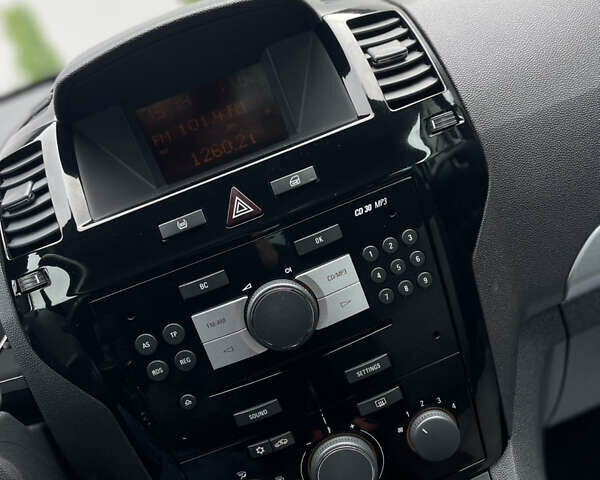 Опель Зафира 2011 в Дрогобыче на Automoto.ua Серый Опель Зафира, объемом двигателя 1.7 л и пробегом 205 тыс. км за 8299 $, фото 45 на Automoto.ua