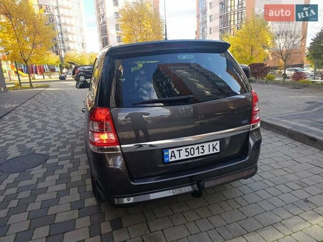 Опель Зафира 2011 в Ивано-Франковске на Automoto.ua Серый Опель Зафира, объемом двигателя 1.7 л и пробегом 261 тыс. км за 7950 $, фото 48 на Automoto.ua