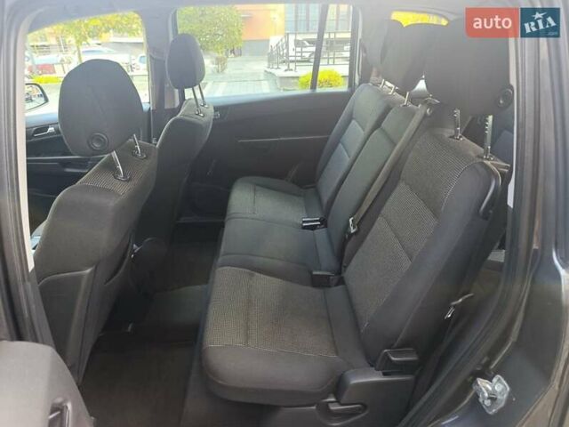 Опель Зафира 2011 в Ивано-Франковске на Automoto.ua Серый Опель Зафира, объемом двигателя 1.7 л и пробегом 261 тыс. км за 7950 $, фото 23 на Automoto.ua