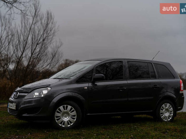 Сірий Опель Зафіра, об'ємом двигуна 1.8 л та пробігом 186 тис. км за 7750 $, фото 2 на Automoto.ua
