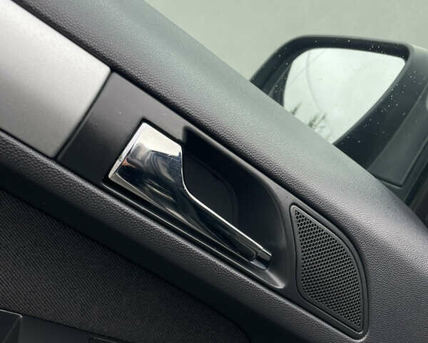 Сірий Опель Зафіра, об'ємом двигуна 1.7 л та пробігом 205 тис. км за 8299 $, фото 34 на Automoto.ua