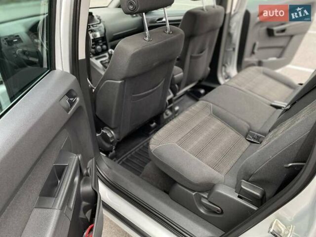 Сірий Опель Зафіра, об'ємом двигуна 1.8 л та пробігом 190 тис. км за 7750 $, фото 7 на Automoto.ua