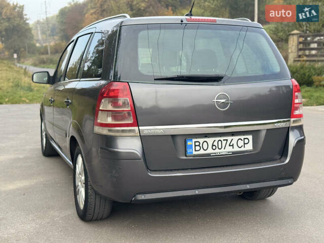 Опель Зафира 2011 в Тернополе на Automoto.ua Серый Опель Зафира, объемом двигателя 1.69 л и пробегом 220 тыс. км за 6500 $, фото 50 на Automoto.ua