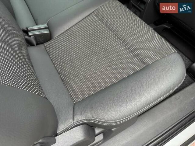 Серый Опель Зафира, объемом двигателя 1.7 л и пробегом 229 тыс. км за 8399 $, фото 156 на Automoto.ua