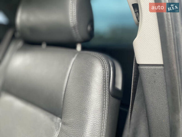 Сірий Опель Зафіра, об'ємом двигуна 1.7 л та пробігом 238 тис. км за 8000 $, фото 11 на Automoto.ua