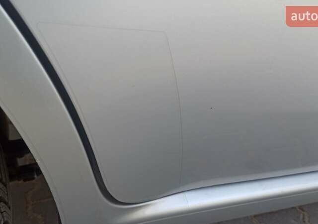 Сірий Опель Зафіра, об'ємом двигуна 1.8 л та пробігом 190 тис. км за 7750 $, фото 17 на Automoto.ua