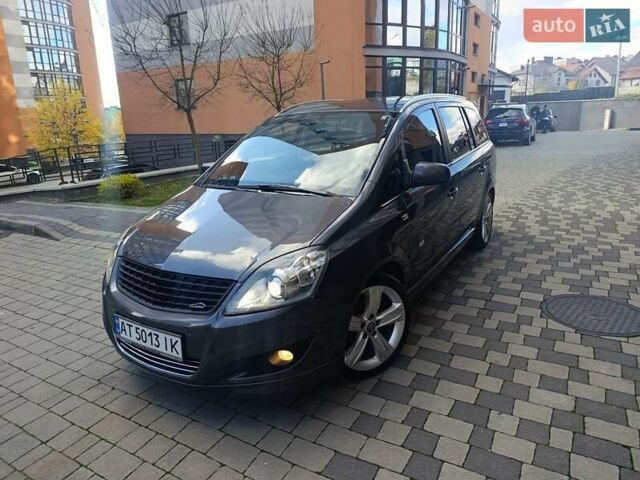 Опель Зафира 2011 в Ивано-Франковске на Automoto.ua Серый Опель Зафира, объемом двигателя 1.7 л и пробегом 261 тыс. км за 7950 $, фото 7 на Automoto.ua