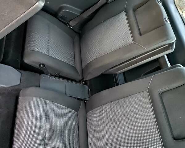 Сірий Опель Зафіра, об'ємом двигуна 1.8 л та пробігом 290 тис. км за 6400 $, фото 23 на Automoto.ua