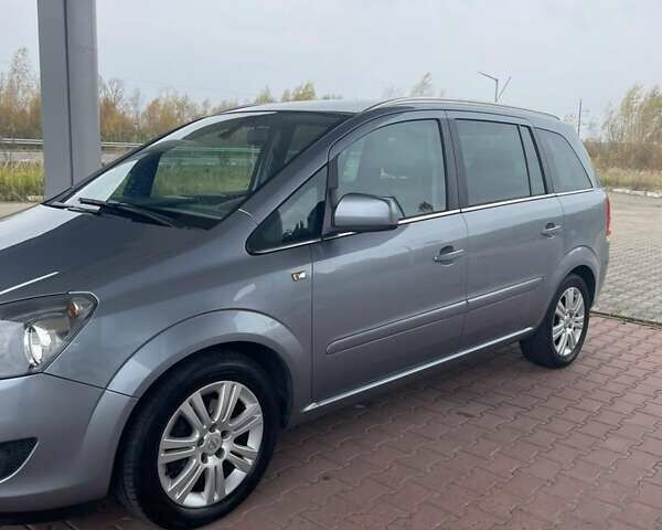Опель Зафіра 2011 у Ковель на Automoto.ua Сірий Опель Зафіра, об'ємом двигуна 1.8 л та пробігом 214 тис. км за 6999 $, фото 44 на Automoto.ua