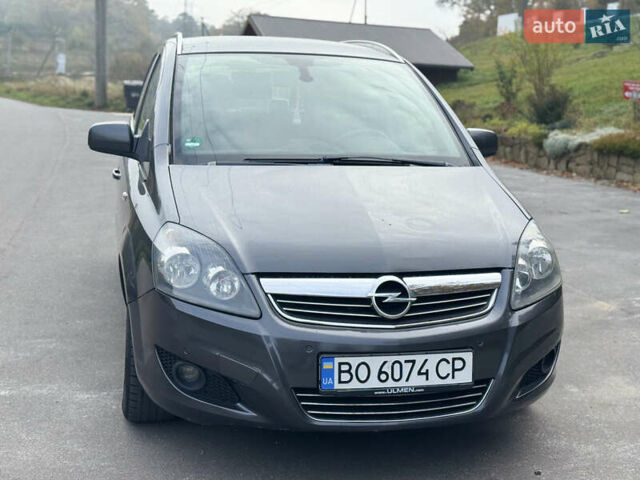 Опель Зафира 2011 в Тернополе на Automoto.ua Серый Опель Зафира, объемом двигателя 1.69 л и пробегом 220 тыс. км за 6500 $, фото 12 на Automoto.ua