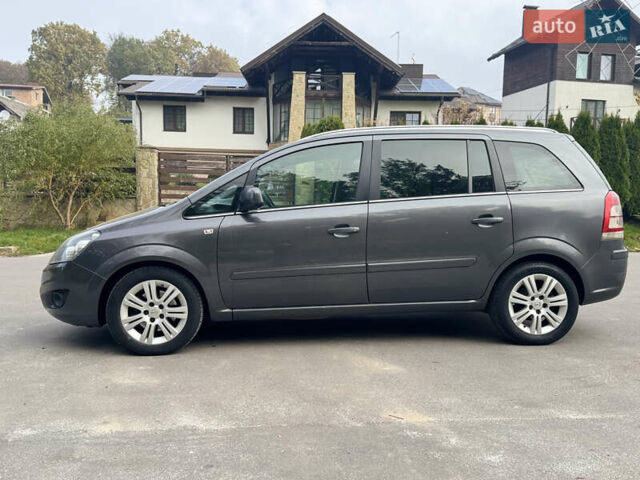 Опель Зафира 2011 в Тернополе на Automoto.ua Серый Опель Зафира, объемом двигателя 1.69 л и пробегом 220 тыс. км за 6500 $, фото 65 на Automoto.ua