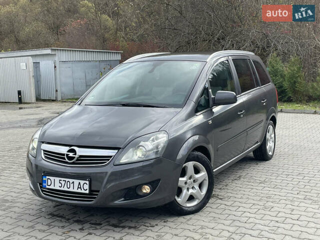 Опель Зафира 2011 в Турке на Automoto.ua Серый Опель Зафира, объемом двигателя 1.69 л и пробегом 204 тыс. км за 5500 $, фото 34 на Automoto.ua