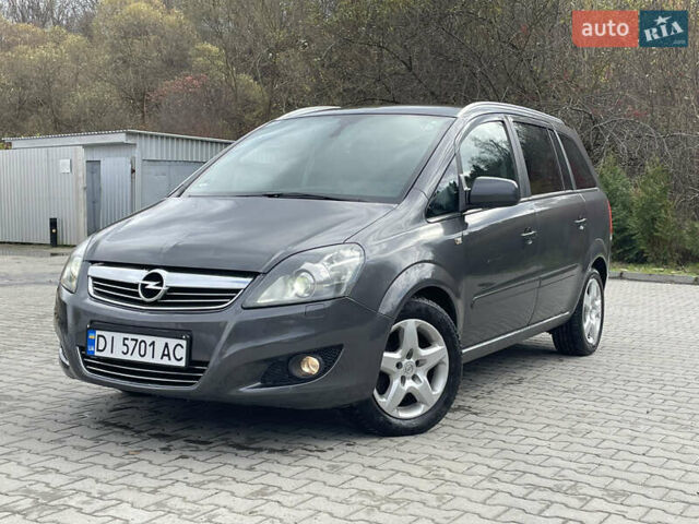 Опель Зафира 2011 в Турке на Automoto.ua Серый Опель Зафира, объемом двигателя 1.69 л и пробегом 204 тыс. км за 5500 $, фото 31 на Automoto.ua