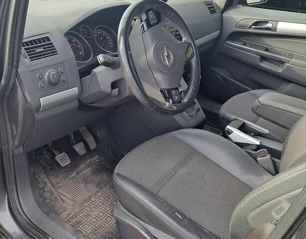 Сірий Опель Зафіра, об'ємом двигуна 1.7 л та пробігом 270 тис. км за 6500 $, фото 17 на Automoto.ua