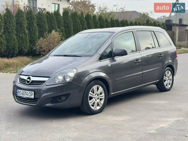 Опель Зафира 2011 в Тернополе на Automoto.ua Серый Опель Зафира, объемом двигателя 1.69 л и пробегом 220 тыс. км за 6500 $, фото 70 на Automoto.ua