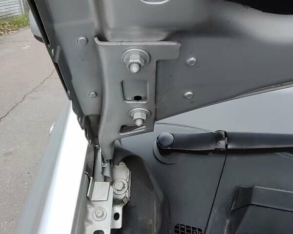 Серый Опель Зафира, объемом двигателя 1.7 л и пробегом 248 тыс. км за 7600 $, фото 35 на Automoto.ua