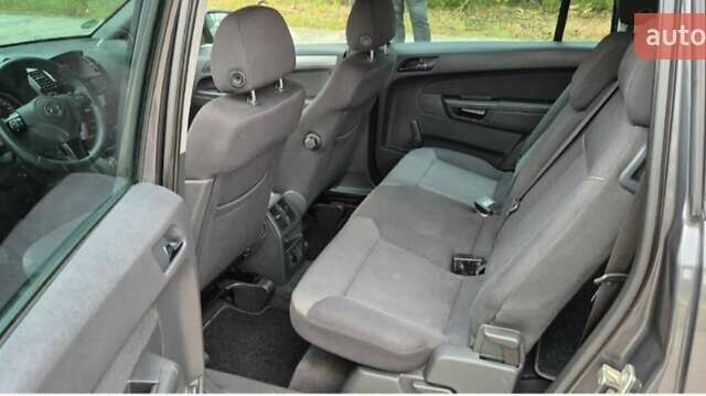 Серый Опель Зафира, объемом двигателя 1.8 л и пробегом 185 тыс. км за 6500 $, фото 7 на Automoto.ua