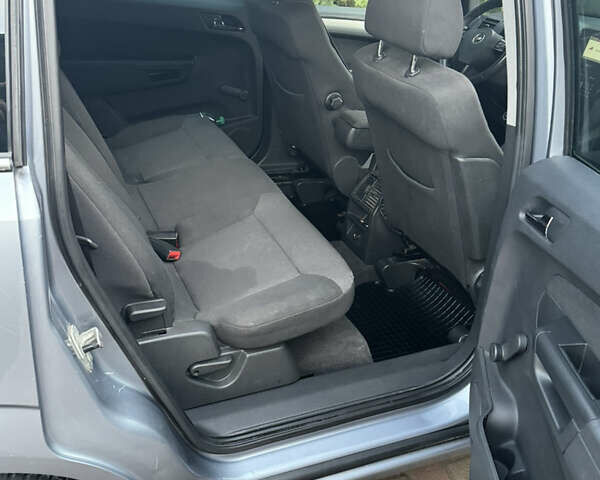 Сірий Опель Зафіра, об'ємом двигуна 1.7 л та пробігом 210 тис. км за 7700 $, фото 15 на Automoto.ua