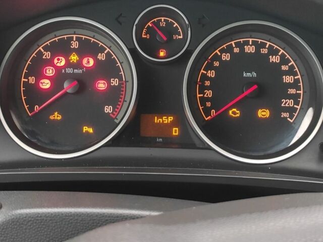 Серый Опель Зафира, объемом двигателя 1.7 л и пробегом 280 тыс. км за 6700 $, фото 15 на Automoto.ua