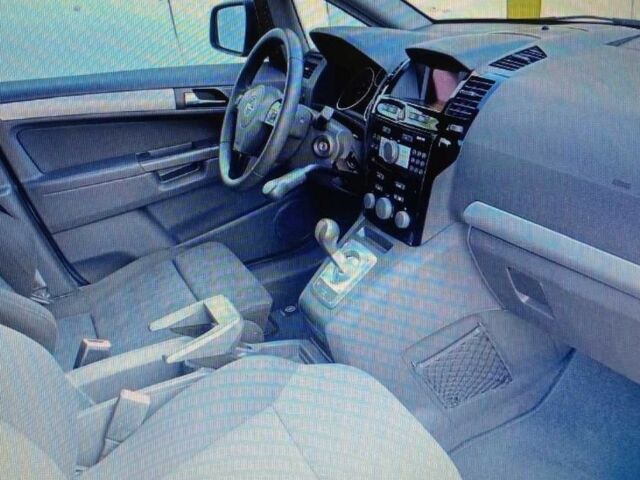 Серый Опель Зафира, объемом двигателя 1.8 л и пробегом 191 тыс. км за 9000 $, фото 4 на Automoto.ua