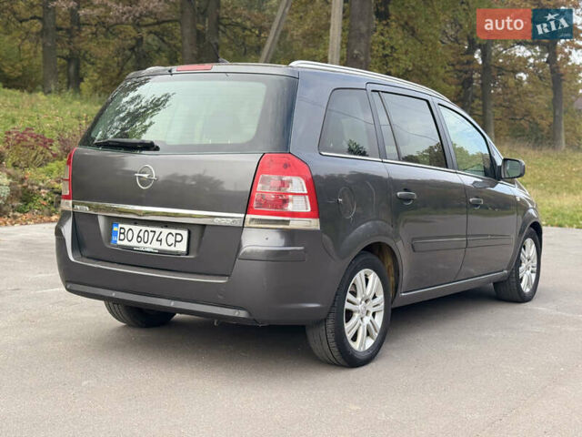 Опель Зафира 2011 в Тернополе на Automoto.ua Серый Опель Зафира, объемом двигателя 1.69 л и пробегом 220 тыс. км за 6500 $, фото 40 на Automoto.ua