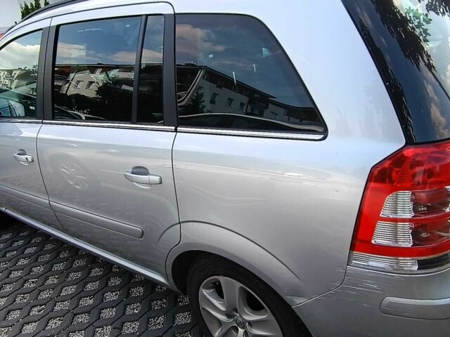 Сірий Опель Зафіра, об'ємом двигуна 1.7 л та пробігом 270 тис. км за 5823 $, фото 1 на Automoto.ua