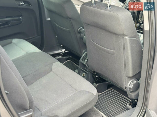 Опель Зафира 2011 в Тернополе на Automoto.ua Серый Опель Зафира, объемом двигателя 1.69 л и пробегом 220 тыс. км за 6500 $, фото 88 на Automoto.ua