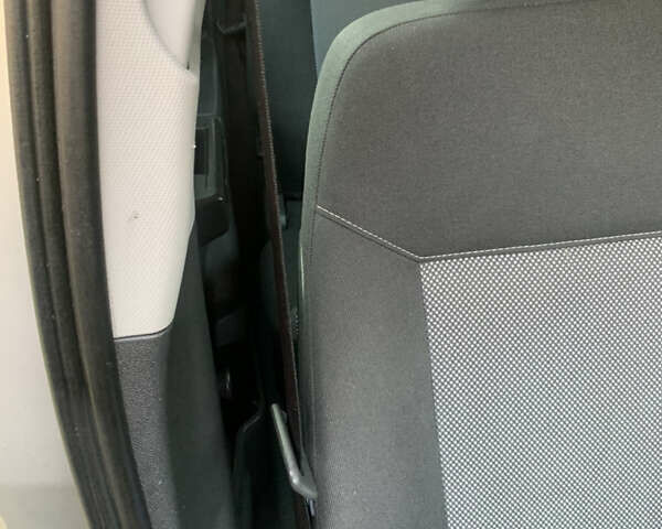 Серый Опель Зафира, объемом двигателя 1.8 л и пробегом 221 тыс. км за 5899 $, фото 59 на Automoto.ua