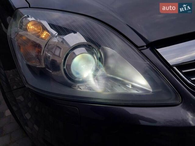 Серый Опель Зафира, объемом двигателя 1.8 л и пробегом 150 тыс. км за 7500 $, фото 17 на Automoto.ua