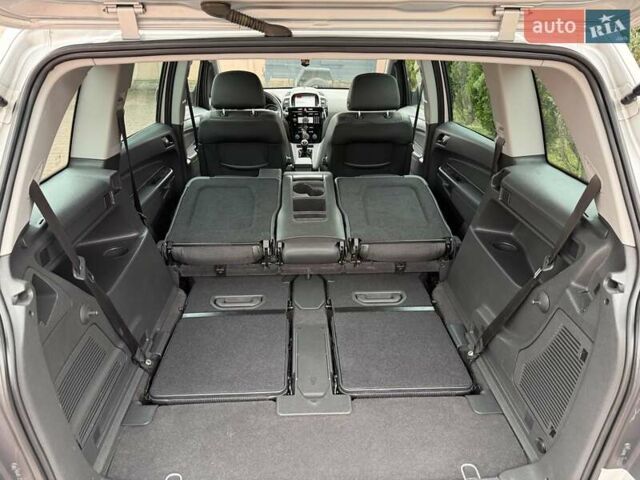 Серый Опель Зафира, объемом двигателя 1.7 л и пробегом 229 тыс. км за 8399 $, фото 162 на Automoto.ua