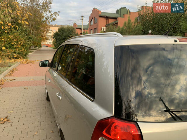 Серый Опель Зафира, объемом двигателя 1.8 л и пробегом 221 тыс. км за 5899 $, фото 20 на Automoto.ua