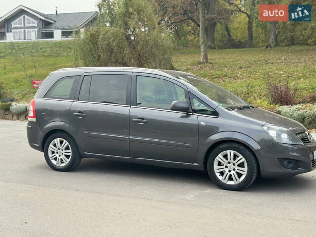 Опель Зафира 2011 в Тернополе на Automoto.ua Серый Опель Зафира, объемом двигателя 1.69 л и пробегом 220 тыс. км за 6500 $, фото 25 на Automoto.ua