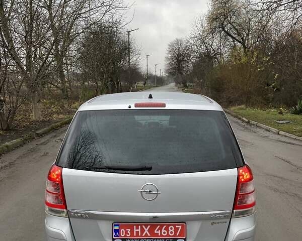 Серый Опель Зафира, объемом двигателя 1.7 л и пробегом 213 тыс. км за 6850 $, фото 7 на Automoto.ua