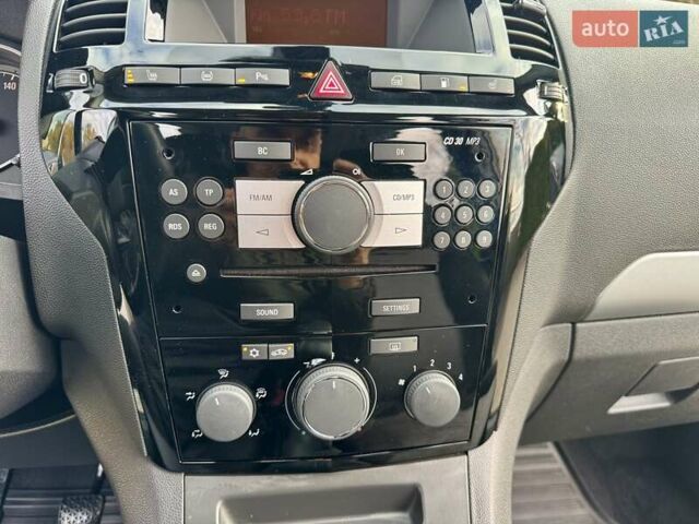 Опель Зафира 2011 в Виннице на Automoto.ua Серый Опель Зафира, объемом двигателя 1.6 л и пробегом 191 тыс. км за 6999 $, фото 36 на Automoto.ua