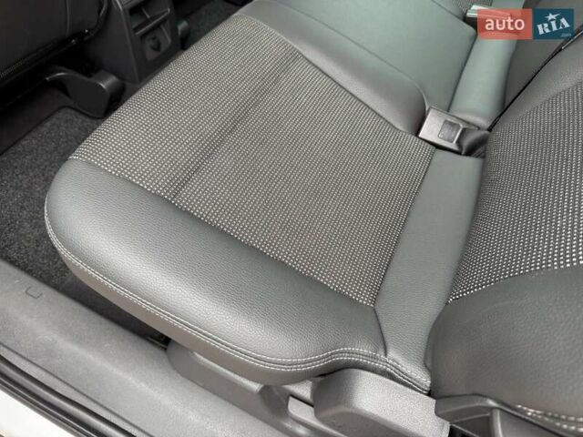 Серый Опель Зафира, объемом двигателя 1.7 л и пробегом 229 тыс. км за 8399 $, фото 140 на Automoto.ua