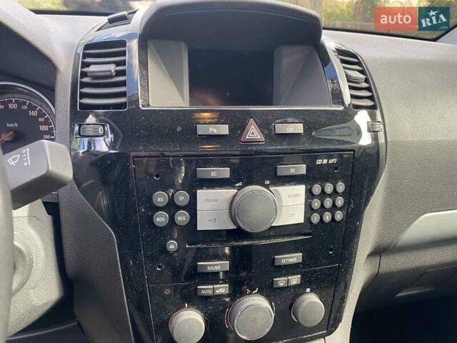 Серый Опель Зафира, объемом двигателя 1.7 л и пробегом 271 тыс. км за 7000 $, фото 11 на Automoto.ua