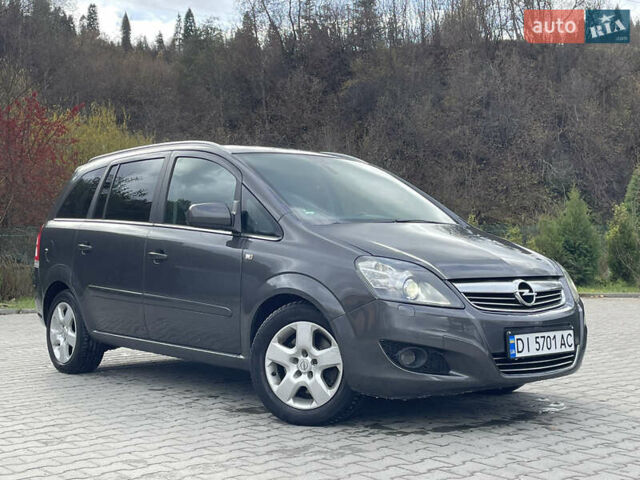 Опель Зафира 2011 в Турке на Automoto.ua Серый Опель Зафира, объемом двигателя 1.69 л и пробегом 204 тыс. км за 5500 $, фото 2 на Automoto.ua