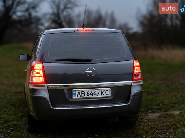 Сірий Опель Зафіра, об'ємом двигуна 1.8 л та пробігом 186 тис. км за 7750 $, фото 19 на Automoto.ua